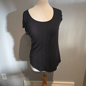 Kismet Women’s Scoop Neck Short Sleeve Tee | Size XS | Black